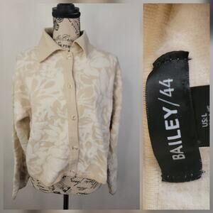 Bailey 44 Crop Cardigan Sweater Top Womens SZ Large Soft Floral Button Up